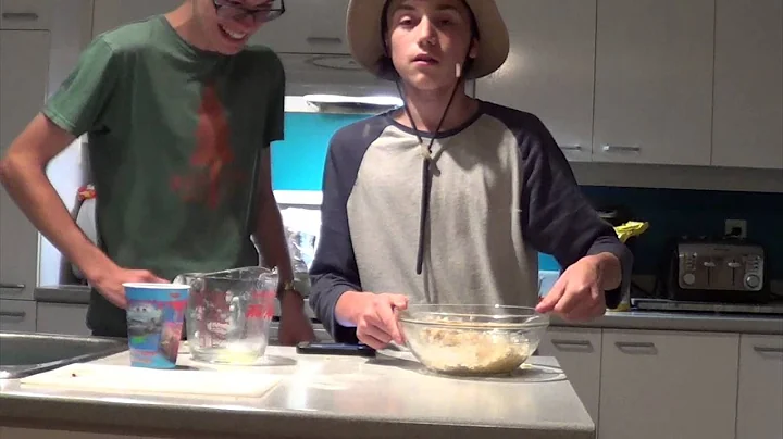 Thomas & Nathan cook a fruit crisp