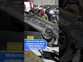 Motorista foge após acidente na Av. Brasil e deixa réplica de fuzil para trás
