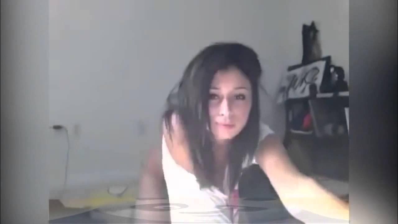 бабы перед вебкой. подростки перед веб камерой. бабы перед вебкой. девочки перед вебками. бабы перед вебкой.