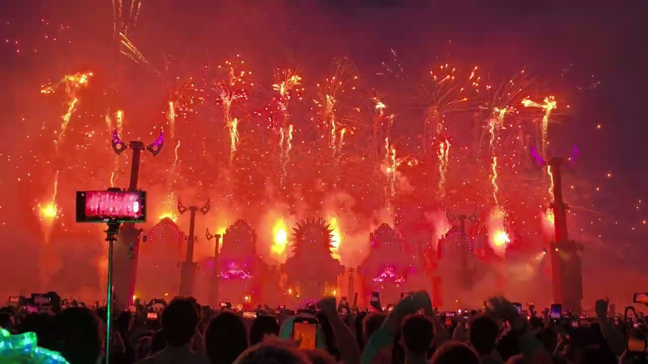 Defqon 1 2024 Sefa Fireworks and Lasershow