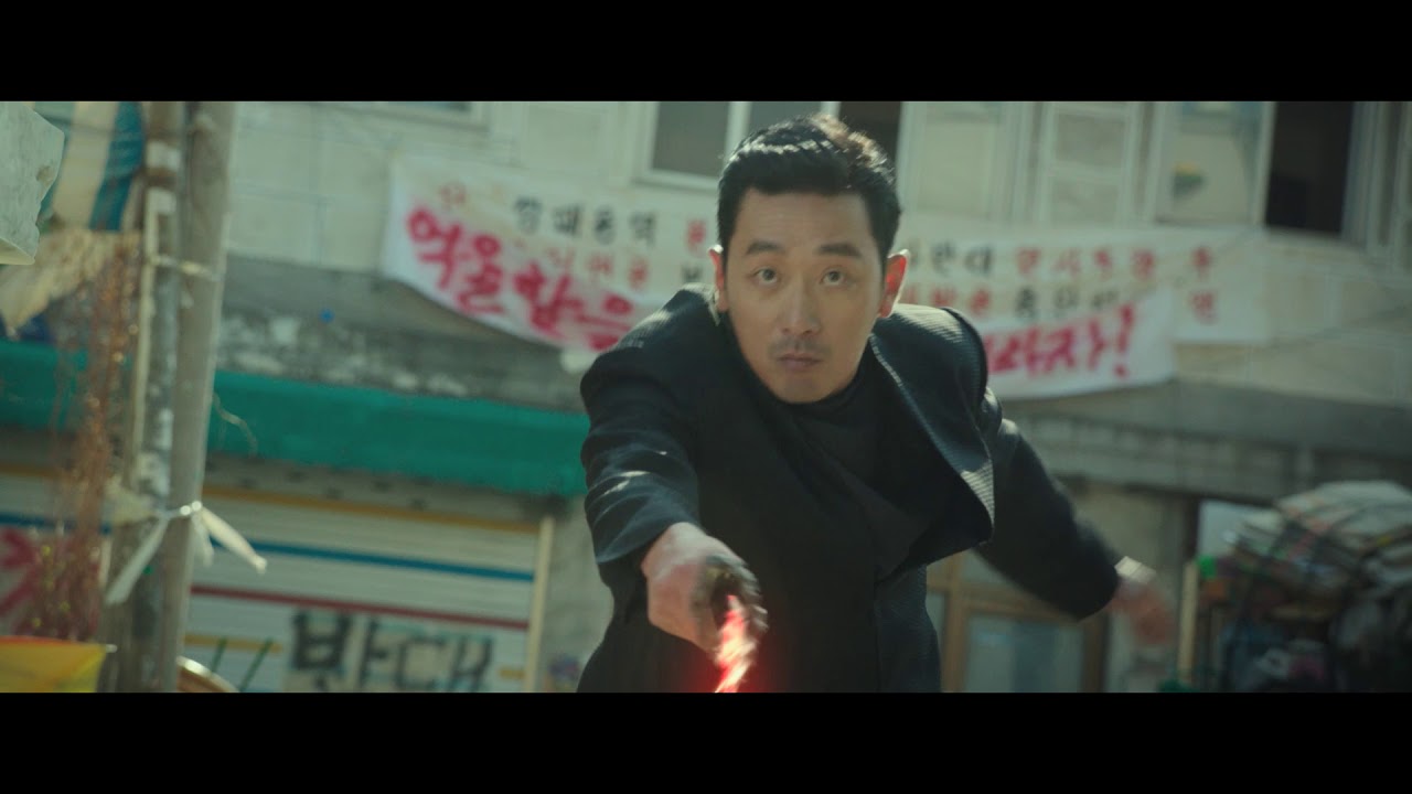 ハ・ジョンウが怨霊との激アツバトルに挑む！『神と共に 第一章：罪と