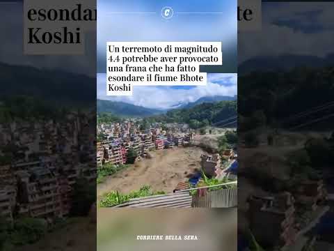 Video Devastante alluvione al confine tra Nepal e Tibet: ci sono morti e dispersi, tra loro anche turisti