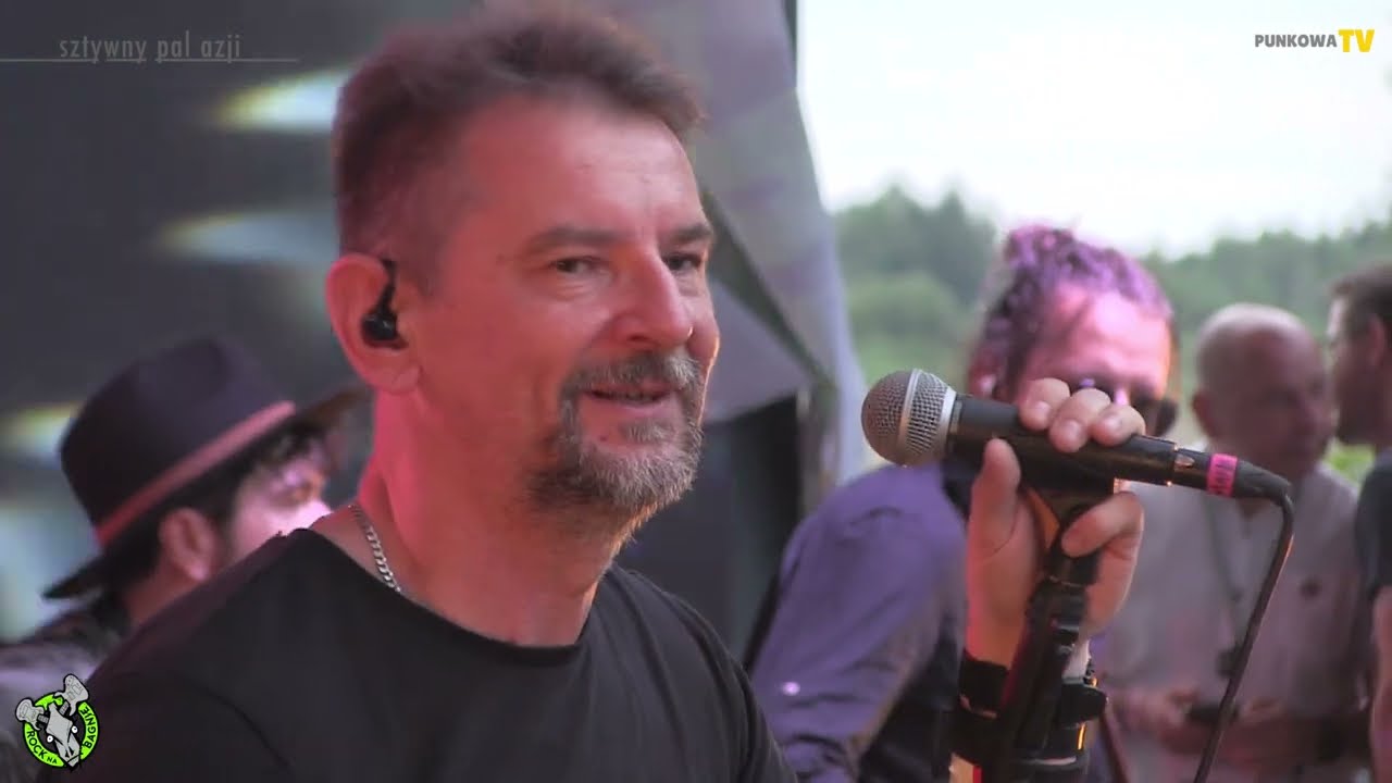 Sztywny Pal Azji - Kolor czerwony  - ROCK NA BAGNIE - Goniądz - 2023