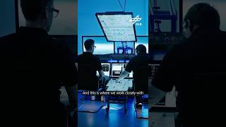✈️🤖 LOKI in aviation: How AI and Pilots Work Together Safely 🧑‍✈️🛬#dlr #shorts #aviation