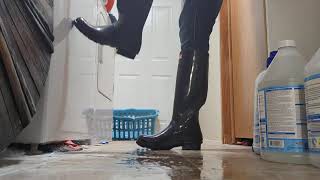 Hunter Rain Boots Squeaky Showcase