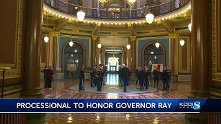 Central Iowans honor Robert Ray today