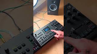 The OctaTrack has some interesting FX #octatrack #dawless #elektron #sampler #moogaudio