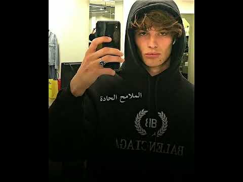 أنواع ملامح الوجه Short 