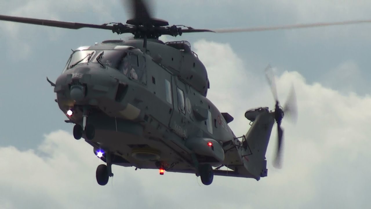 airbus a220 Italian Navy NH-90 Air Display at ILA Berlin Air Show 2012 (full HD)