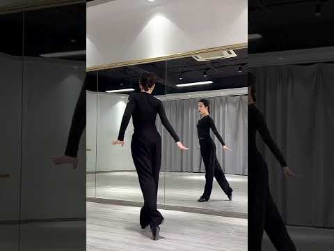 女士滑门步三种跳法