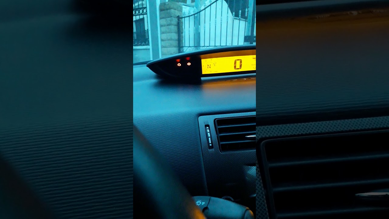 Надпись service citroen c4