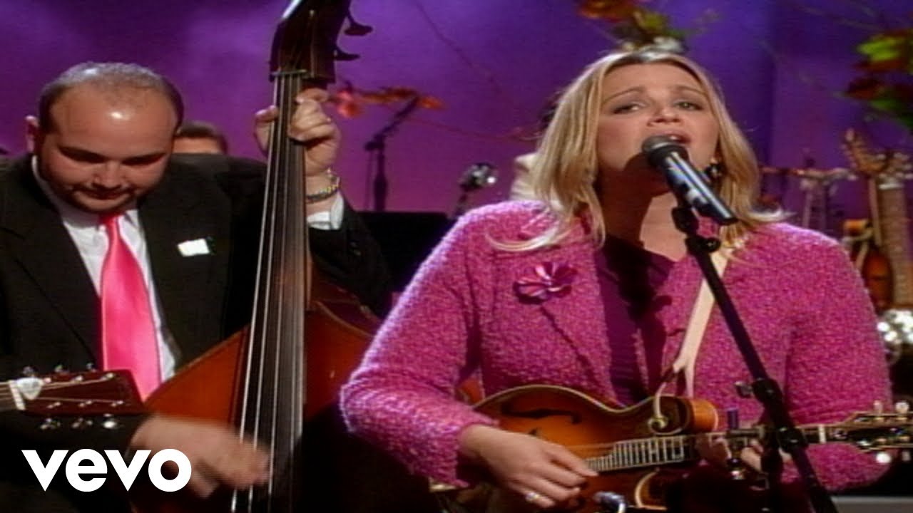 The Isaacs The Prettiest Flowers Will Be Blooming [Live] YouTube