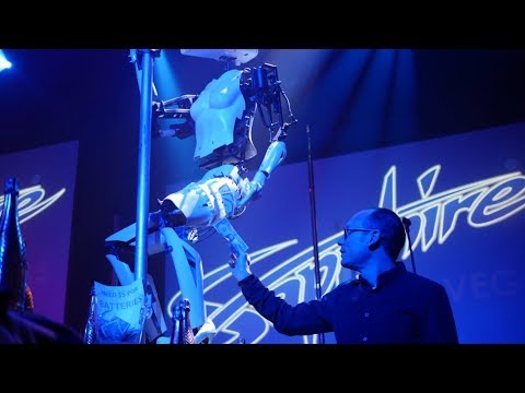 Robot Strippers Take Over Vegas Club at CES
