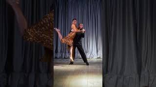 Improvisation #tango #tangodance #nuevo