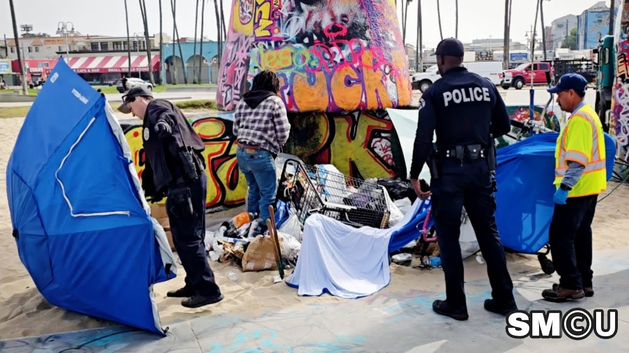 𝗩𝗘𝗡𝗜𝗖𝗘 𝗦𝗪𝗘𝗘𝗣: Police Clear Homeless Encampment at Venice Graffiti Park