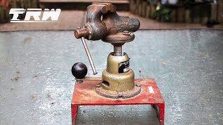 The World's MOST EXPENSIVE Bench Vise - Perfect Restoration