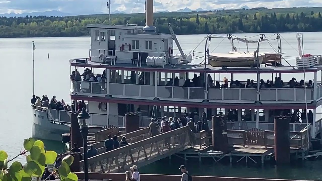 SS Moyie departure.