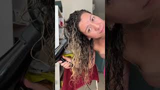 Finalização de 4 minutos que deixa o cabelo perfeito #finalização #cachos #hairhacks #hairtutorial