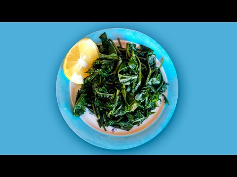 Хорта - греческий салат из зелени (одуванчиков, руколлы и шпината)