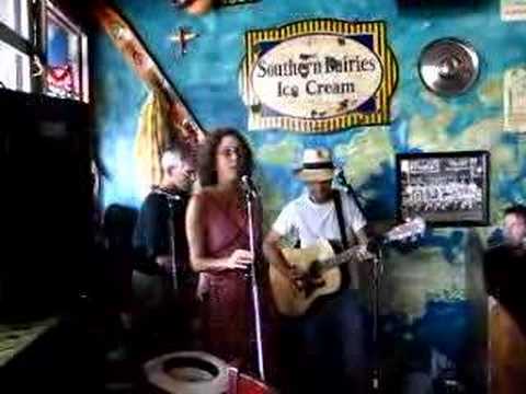 Annabelle (Buck Buckley Band @ The Earl) Gillian W...