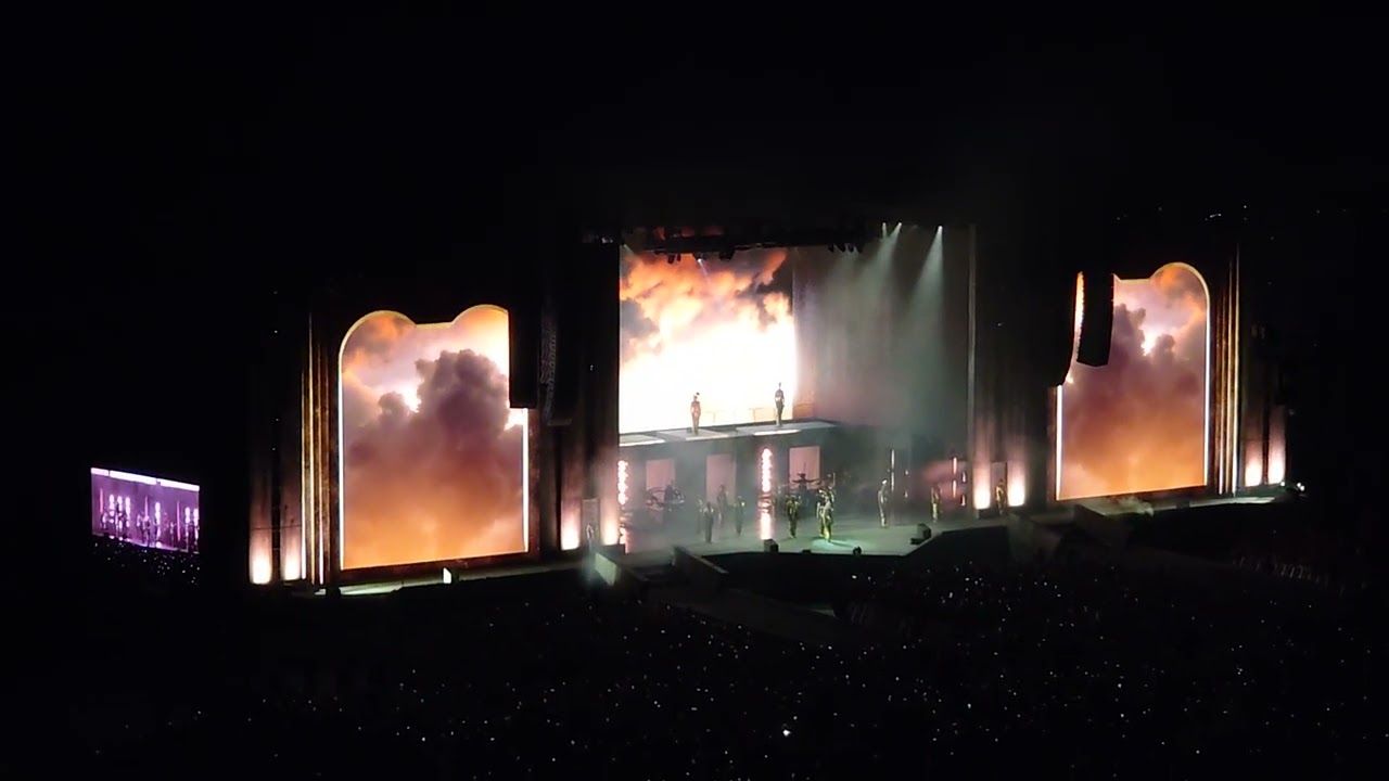 Lady Gaga - Babylon - Live Chromatica Ball Paris