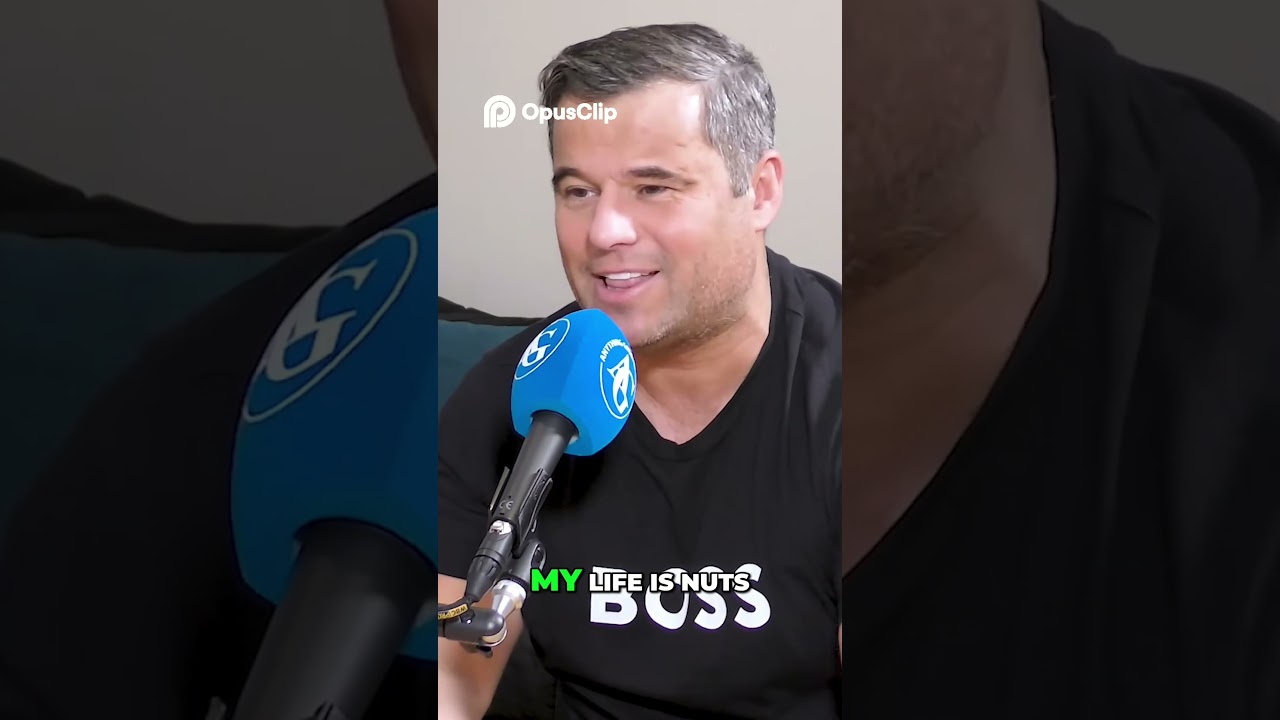 Его жизнь была сплошным хаосом.