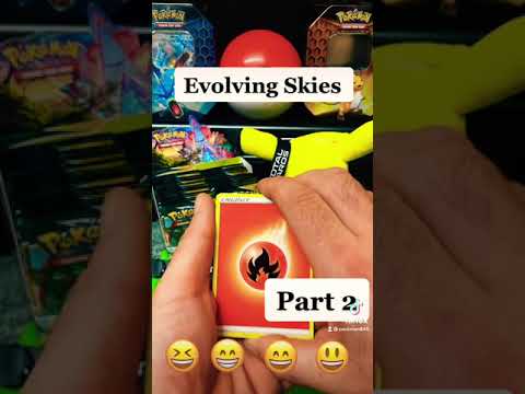 Packman845 pulls the Gyarados VMAX from Evolving Skies