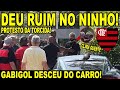 VEJA IMAGENS DO PROTESTO DA TORCIDA DO FLAMENGO NO NINHO DO URUBU! JOGADORES DO MENGÃO SÃO COBRADOS!