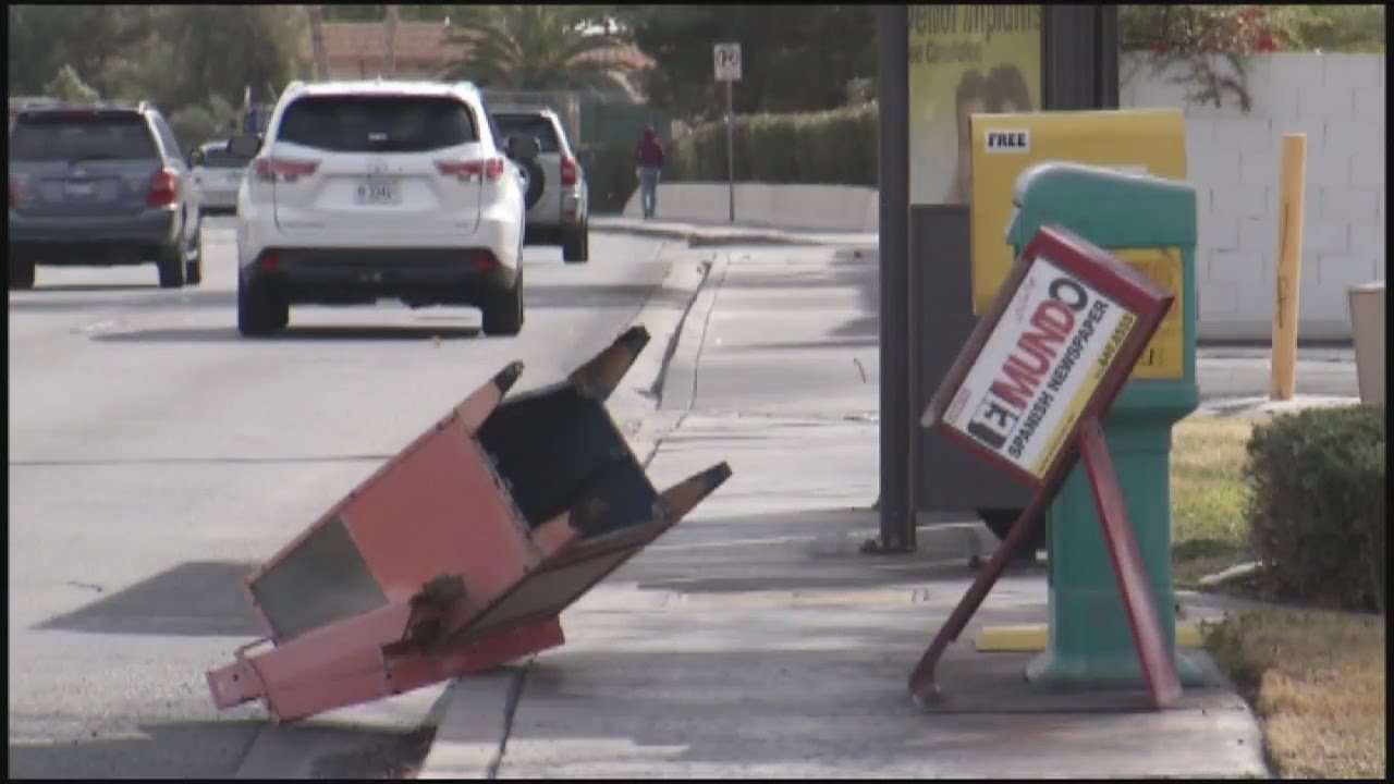 Strong Winds Sweep Through Las Vegas Youtube