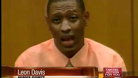 Leon Davis takes stand in own defense