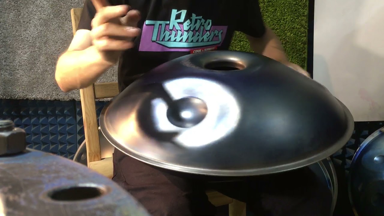 Double sided D Kurd 12 scale Handpan
