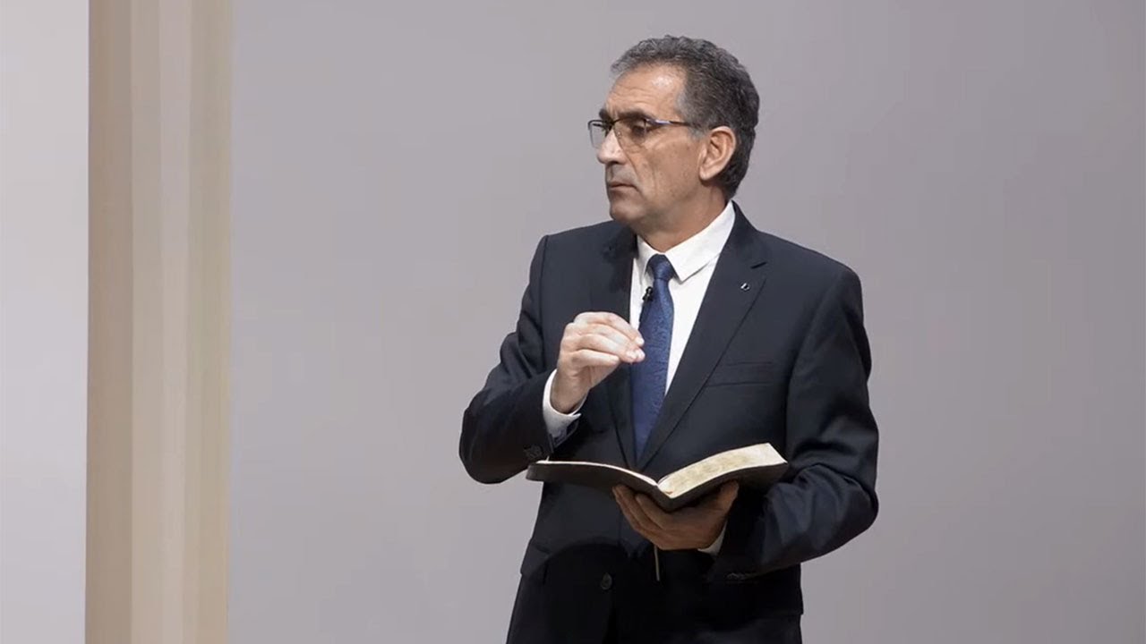 Valentin Dănăiață - Profeție sau... preconcepție? (partea 2)