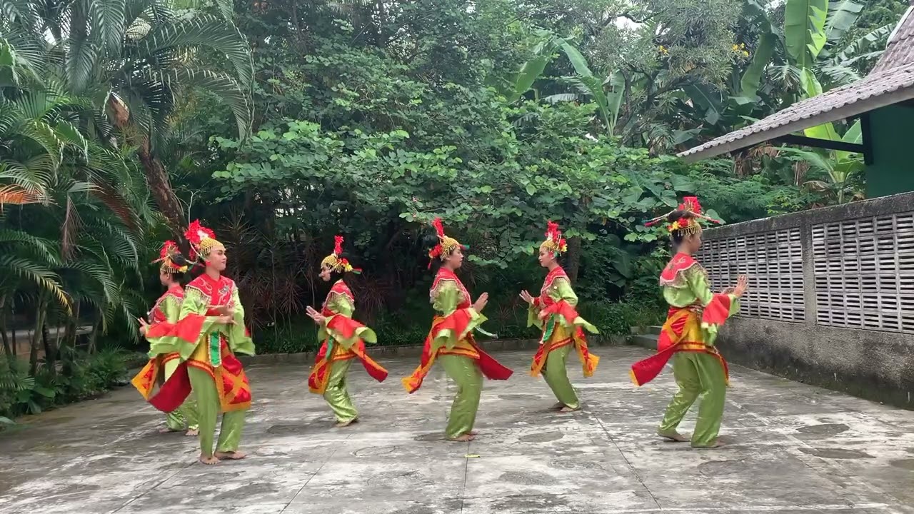 TARI LENGGANG NYAI - SMAN 2 DEPOK at RATRATION (HEXA CUP PART X)