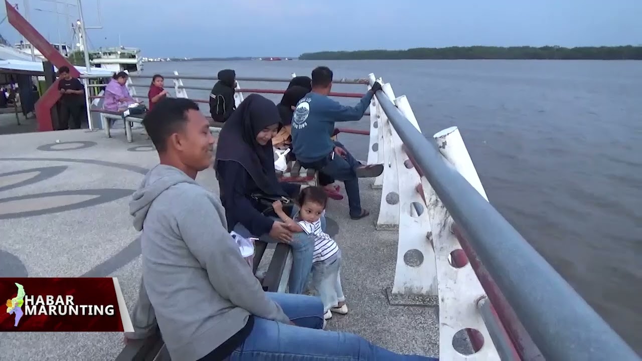 DERMAGA PASAR BAHARI KUMAI SALAH SATU TEMPAT FAVORIT NGABUBURIT MASYARAKAT