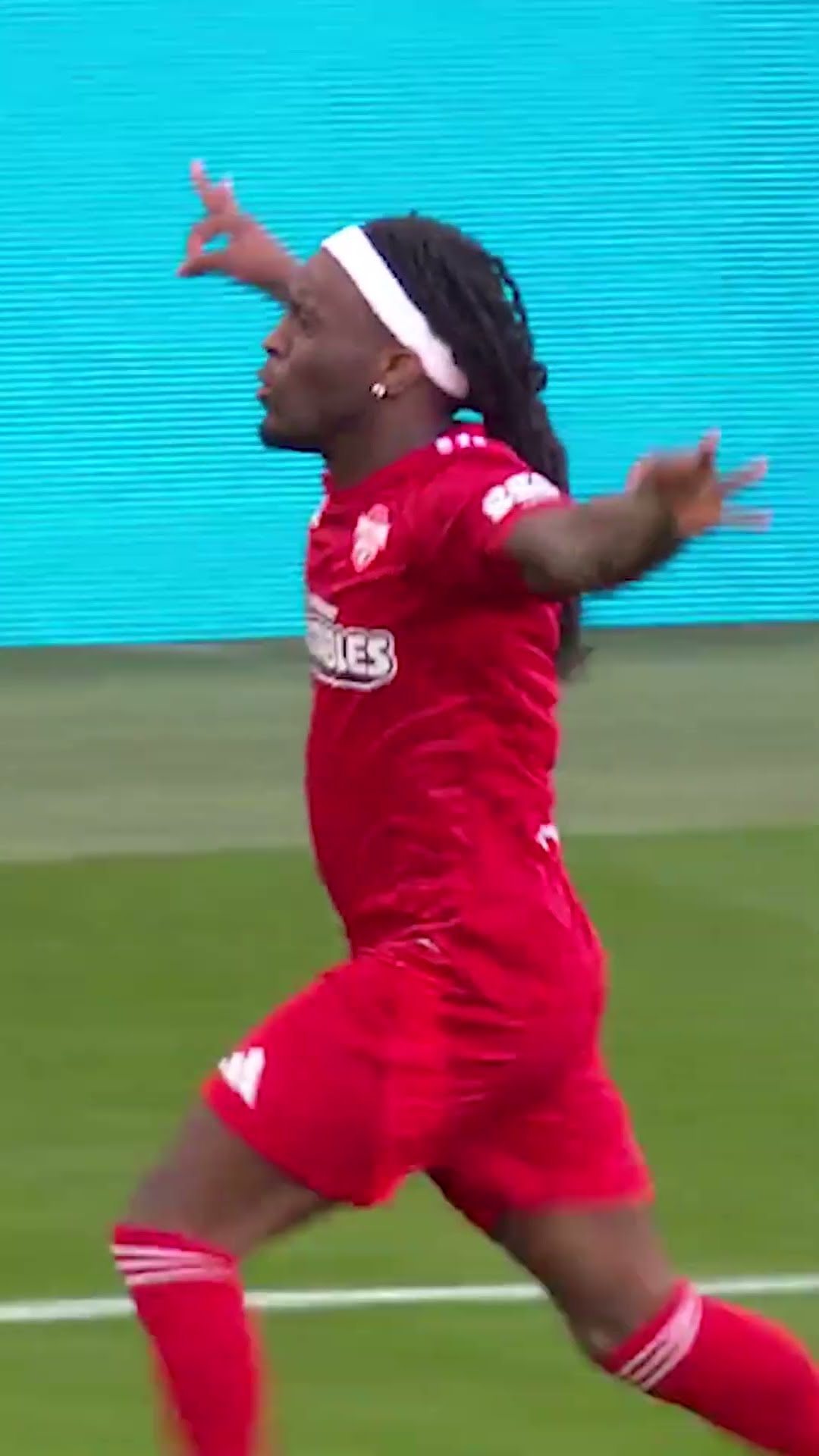 iShowSpeed Assists Kai Cenat's First Goal!