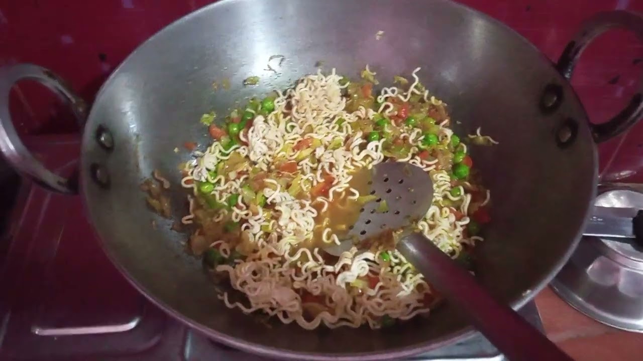 Eji and testi resipi 🍿🥘🥢maigi chatpata 😋😋khane me aaye maja