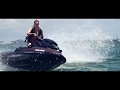 VTV | FEARLESS GIGI MAKING WAVES THIS FALL / FENDI