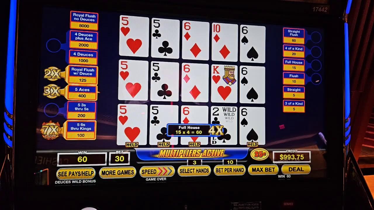 Schermata del tavolo da video poker Lottomatica che mostra una mano di Jacks or Better