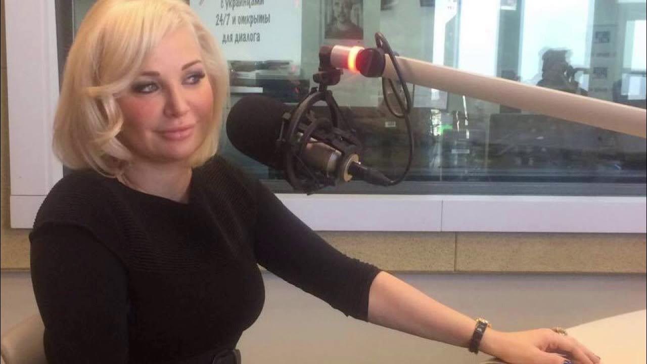 Кассандра Петерсон жалаңаш секс видеосы