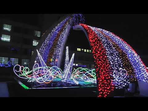 Ёлка на привокзальной площади Новогодний Харьков