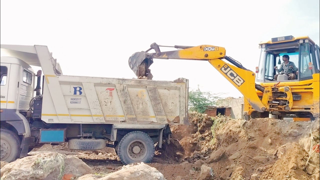 Jcb 3dx backhoe loading mud in tata dumper bs4 | BTC Company| 