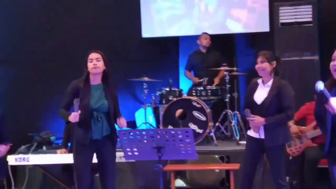 MARI KATONG PUJI YESUS ..by.ps Hendra joostensz