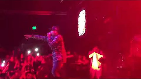 P-Lo - Bitch I Look Good