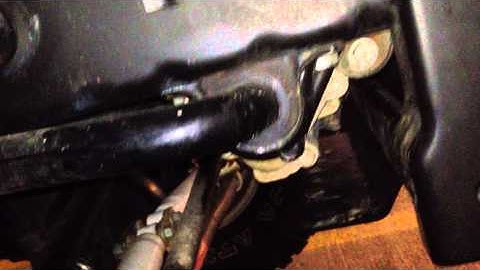Front Sway Bar Bushing Noise - 2012 Jeep Wrangler JK
