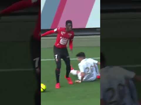 In 2017, Ismaïla Sarr joined Stade Rennais F.C. 🔴🖤 #ligue1 #football #sports #foot #ligue1mcdonalds