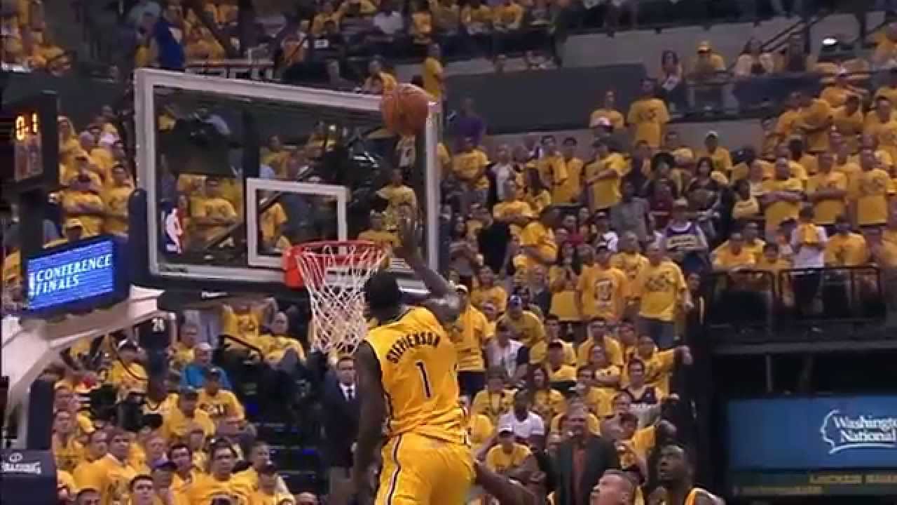 Lance Stephenson Beats the Halftime Buzzer with the Tip-In!