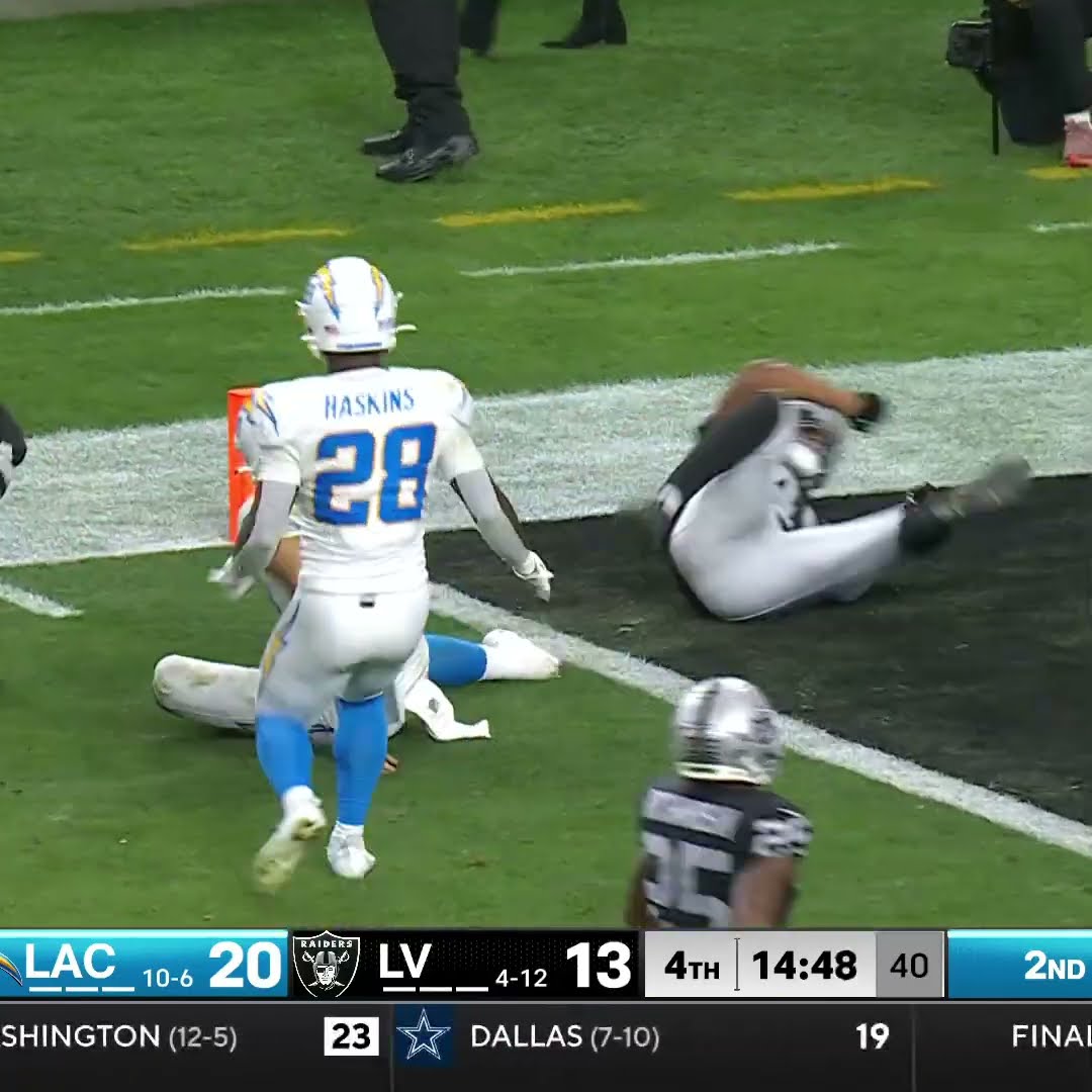 Justin Herbert rushes for a 41-yard Gain vs. Las Vegas Raiders