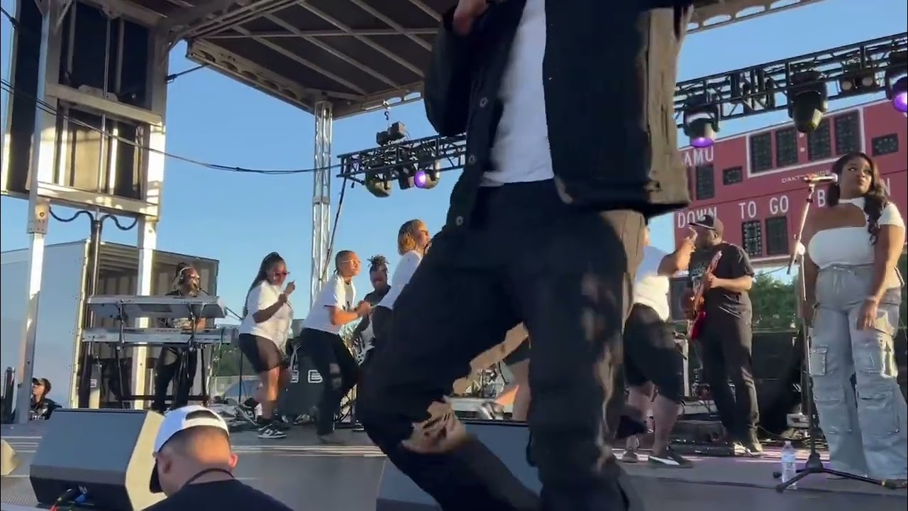 King George Lil Weight performance with 