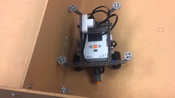 FSE 100 NXT Robot in Maze