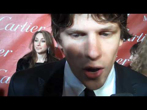 'Social Network' Jesse Eisenberg doesn't own a TV?